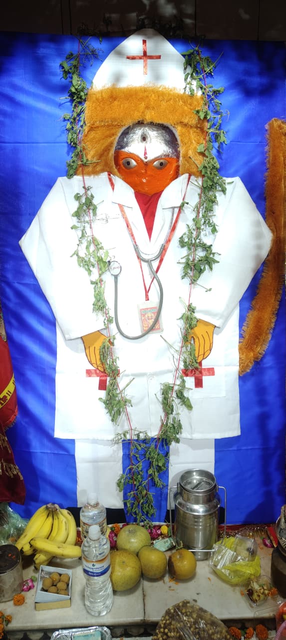 Baba in doctor shringar during pandemic